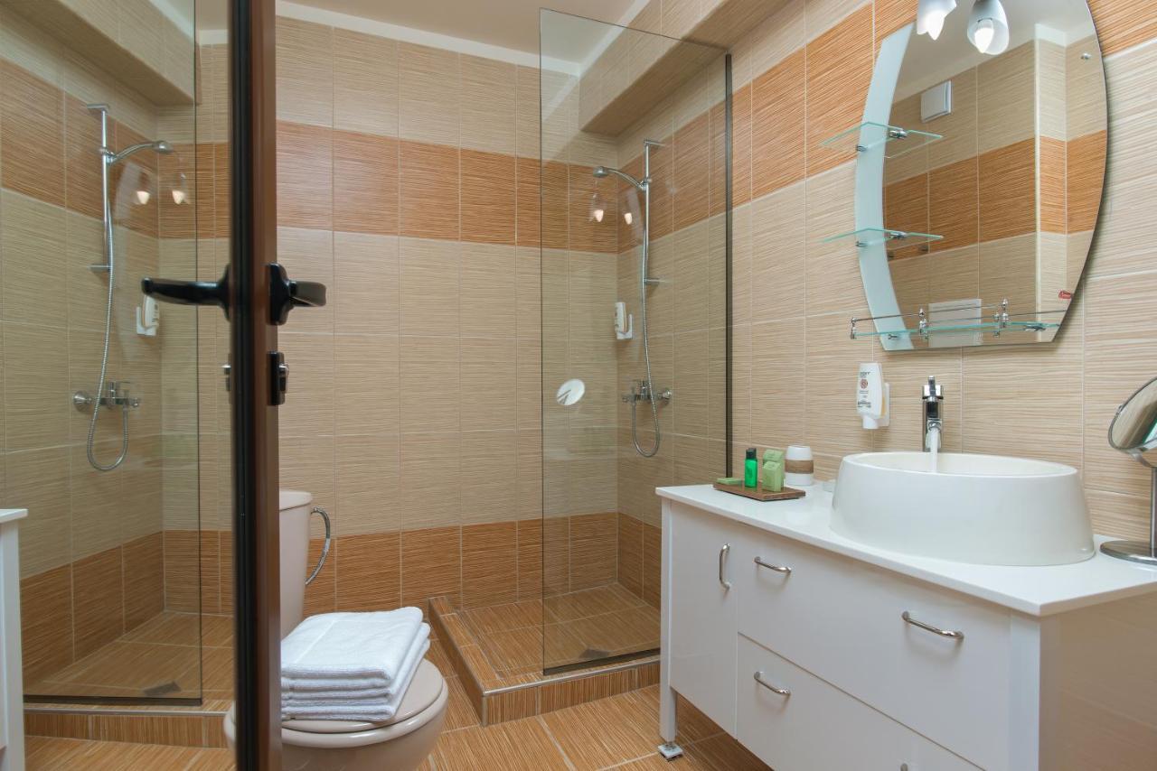 Hotel Villa Magus Kladnitsa Екстер'єр фото