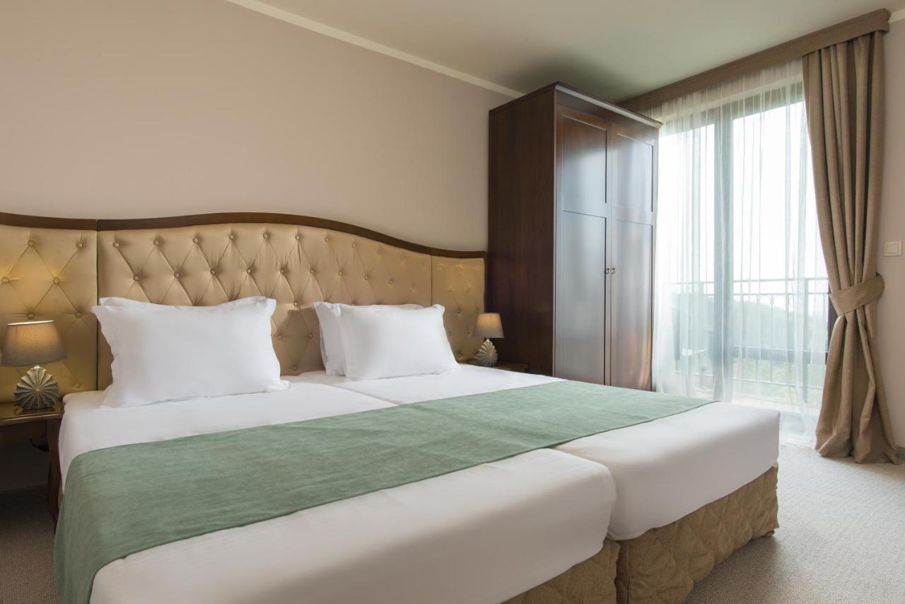 Hotel Villa Magus Kladnitsa Екстер'єр фото