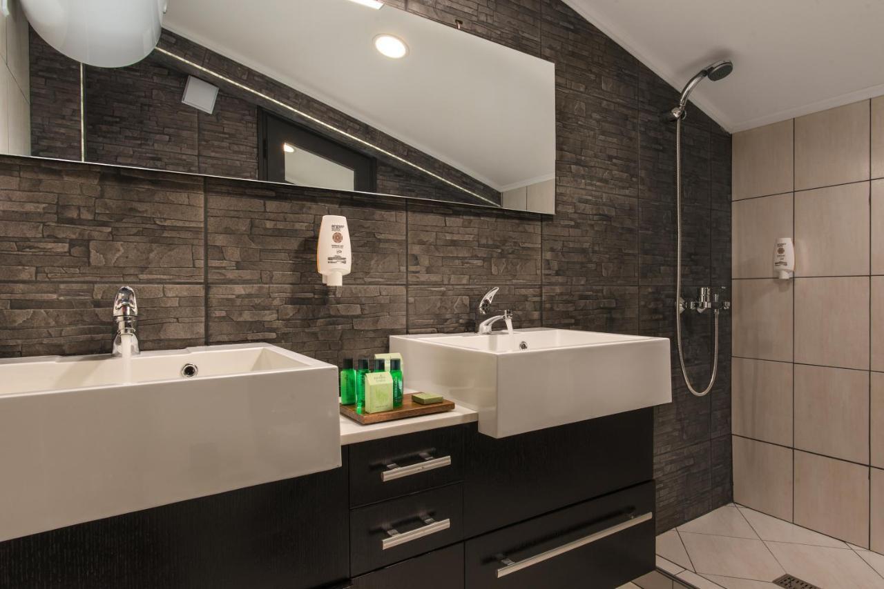 Hotel Villa Magus Kladnitsa Екстер'єр фото