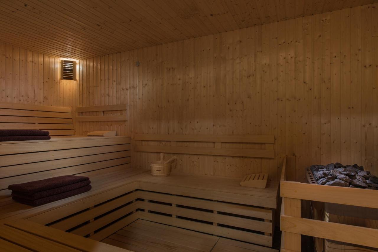 Hotel Villa Magus Kladnitsa Екстер'єр фото